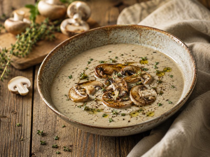 شوربة الفطر بالكريمة
